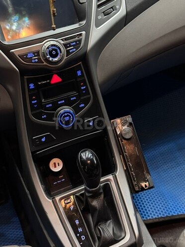 Hyundai Elantra 2014, 225,308 km - 1.8 l - Bakı