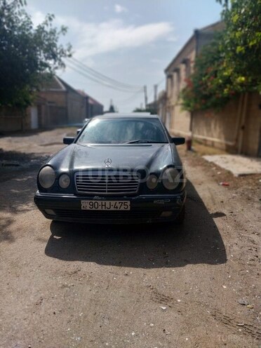 Mercedes E 200 1997, 326,000 km - 2.0 l - Bakı