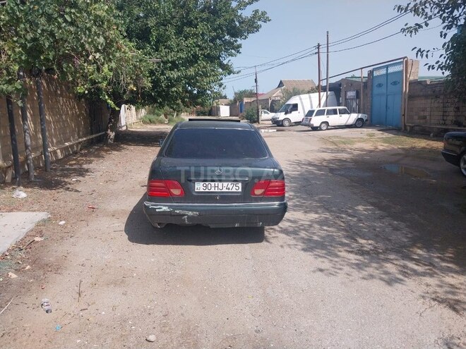 Mercedes E 200 1997, 326,000 km - 2.0 l - Bakı