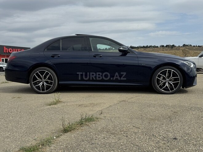 Mercedes E 300 de 2022, 54,000 km - 2.0 l - Bakı