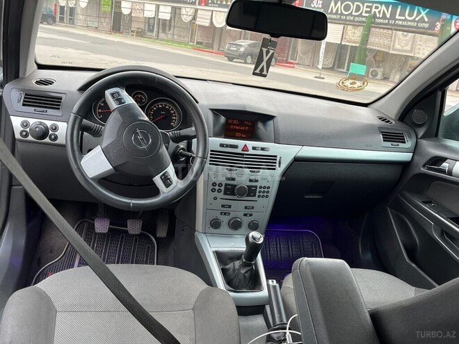Opel Astra 2009, 187,000 km - 1.4 l - Bakı