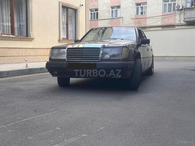 Mercedes 220 E 1993, 500,000 km - 2.2 l - Bakı