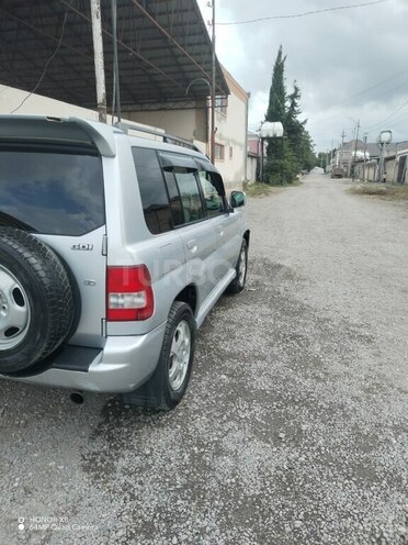 Mitsubishi Pajero io 2003, 350,000 km - 2.0 л - Quba