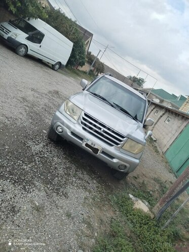 Mitsubishi Pajero io 2003, 350,000 km - 2.0 л - Quba