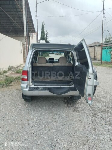 Mitsubishi Pajero io 2003, 350,000 km - 2.0 л - Quba