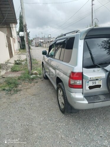 Mitsubishi Pajero io 2003, 350,000 km - 2.0 л - Quba