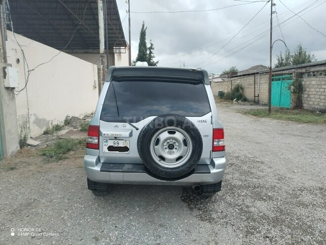 Mitsubishi Pajero io 2003, 350,000 km - 2.0 л - Quba