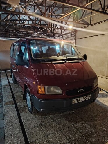 Ford Transit 2000, 376,000 km - 2.5 l - Quba