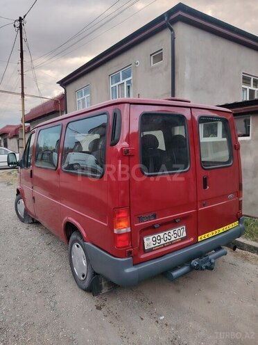 Ford Transit 2000, 376,000 km - 2.5 l - Quba