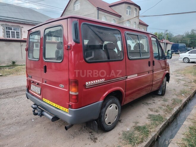 Ford Transit 2000, 376,000 km - 2.5 l - Quba