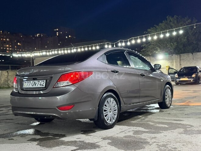 Hyundai Accent 2011, 235,000 km - 1.4 l - Bakı