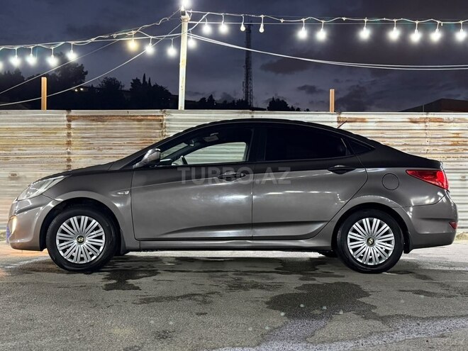 Hyundai Accent 2011, 235,000 km - 1.4 l - Bakı