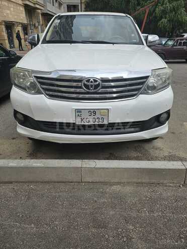 Toyota Fortuner 2011, 187,000 km - 2.7 л - Bakı