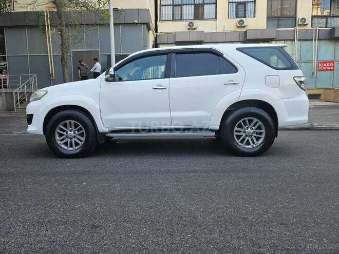 Toyota Fortuner 2011, 187,000 km - 2.7 л - Bakı