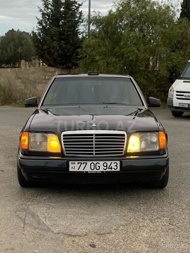 Mercedes E 280 1994, 368,185 km - 2.8 l - Bakı