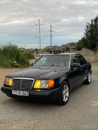 Mercedes E 280 1994, 368,185 km - 2.8 l - Bakı