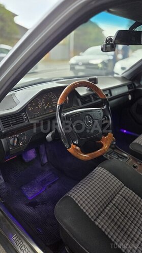 Mercedes 220 E 1993, 300,000 km - 2.2 l - Lənkəran