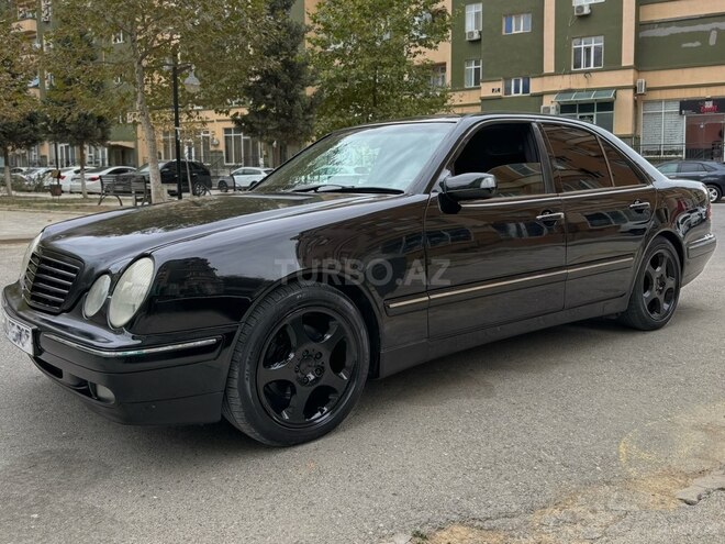 Mercedes E 320 2001, 195,000 km - 3.2 l - Bakı