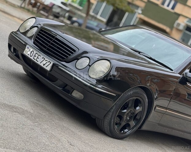 Mercedes E 320 2001, 195,000 km - 3.2 l - Bakı