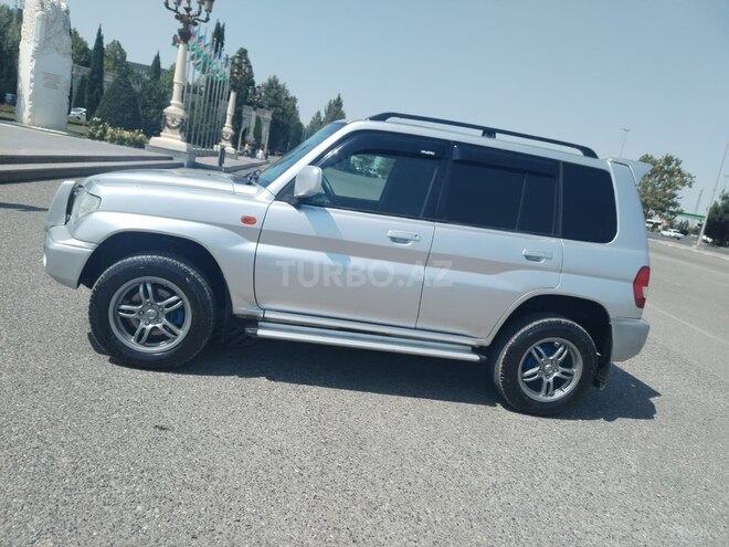Mitsubishi Pajero io 2000, 250,000 km - 2.0 l - Gəncə