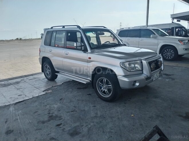 Mitsubishi Pajero io 2000, 250,000 km - 2.0 l - Gəncə