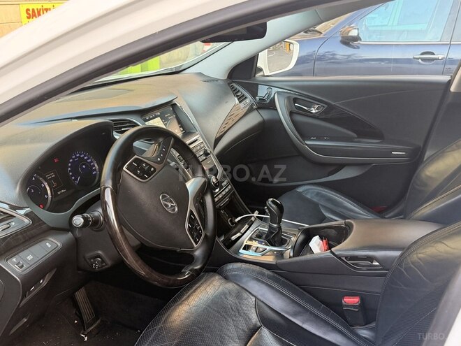 Hyundai Grandeur 2015, 187,700 km - 2.2 l - Bakı