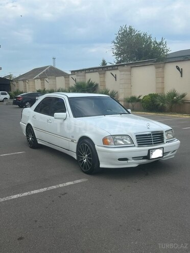 Mercedes C 200 1998, 267,600 km - 2.0 л - İmişli