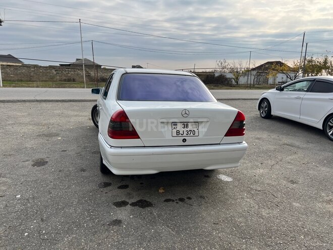 Mercedes C 240 1998, 555,846 km - 2.4 l - Bakı