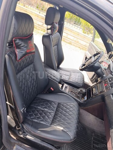 Mercedes E 320 1999, 441,000 km - 3.2 l - Ucar