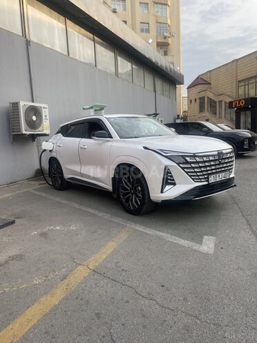 Changan  2025, 16,500 km - 1.5 л - Bakı
