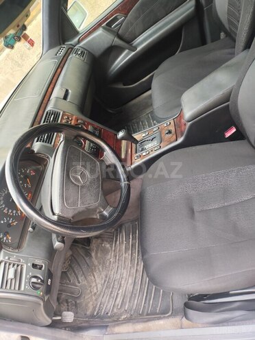 Mercedes E 280 1996, 337,383 km - 2.8 л - Bakı