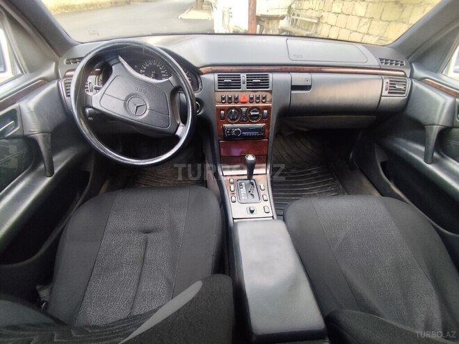 Mercedes E 280 1996, 337,383 km - 2.8 л - Bakı