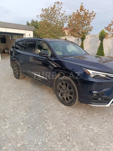 Lexus  2024, 28,500 km - 2.4 l - Bakı