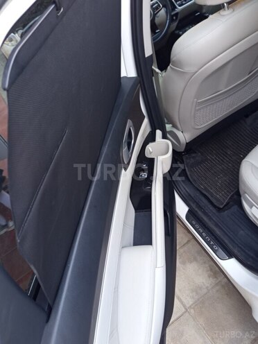 Kia Sorento 2023, 23,000 km - 1.6 l - Sumqayıt