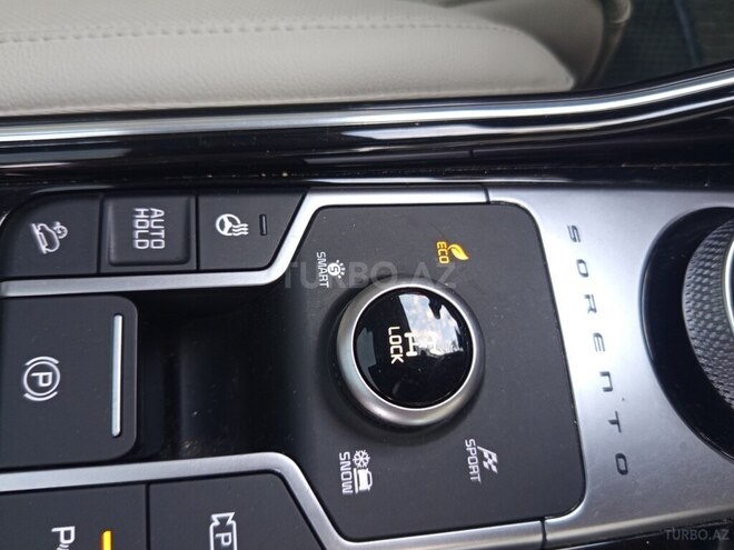 Kia Sorento 2023, 23,000 km - 1.6 l - Sumqayıt