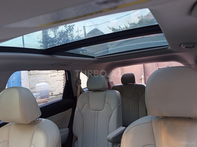 Kia Sorento 2023, 23,000 km - 1.6 l - Sumqayıt