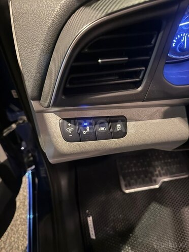 Hyundai Elantra 2018, 124,000 km - 2.0 l - Bakı