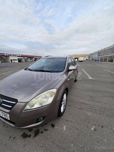 Kia  2008, 379,494 km - 1.6 l - Bakı