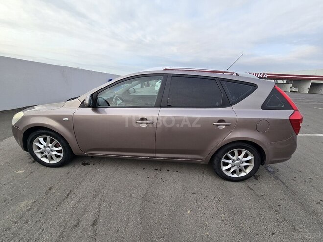 Kia  2008, 379,494 km - 1.6 l - Bakı
