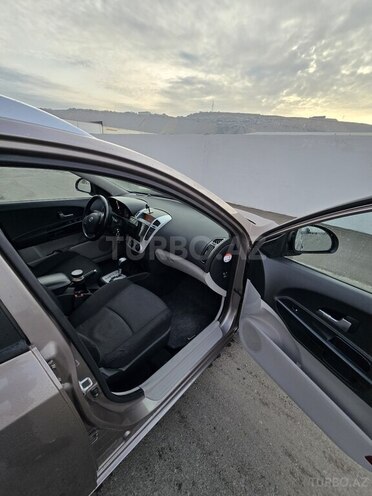 Kia  2008, 379,494 km - 1.6 l - Bakı