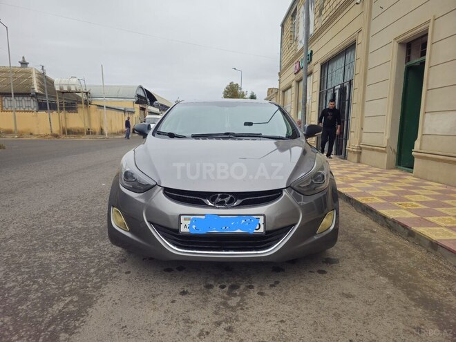 Hyundai Elantra 2013, 241,402 km - 1.8 л - Şəki