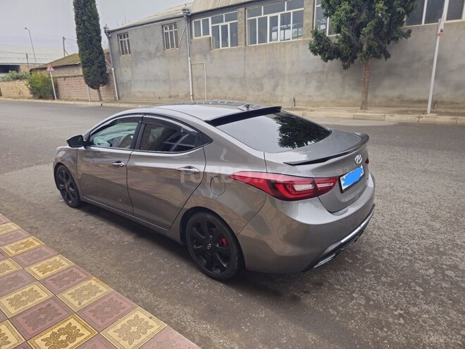 Hyundai Elantra 2013, 241,402 km - 1.8 л - Şəki