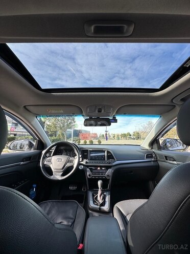Hyundai Avante 2017, 186,000 km - 1.6 l - Bakı