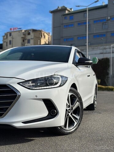 Hyundai Avante 2017, 186,000 km - 1.6 l - Bakı
