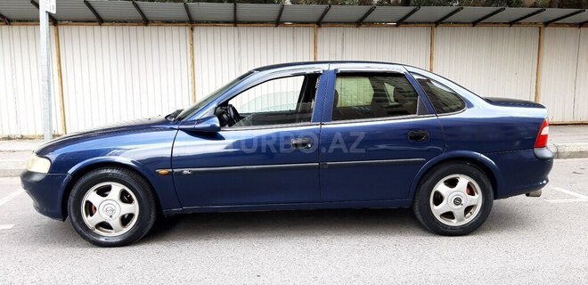 Opel Vectra 1999, 195,000 km - 2.0 l - Bakı