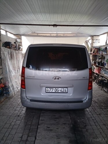 Hyundai H-1 2009, 456,600 km - 2.5 l - Şəki