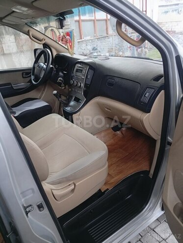 Hyundai H-1 2009, 456,600 km - 2.5 l - Şəki
