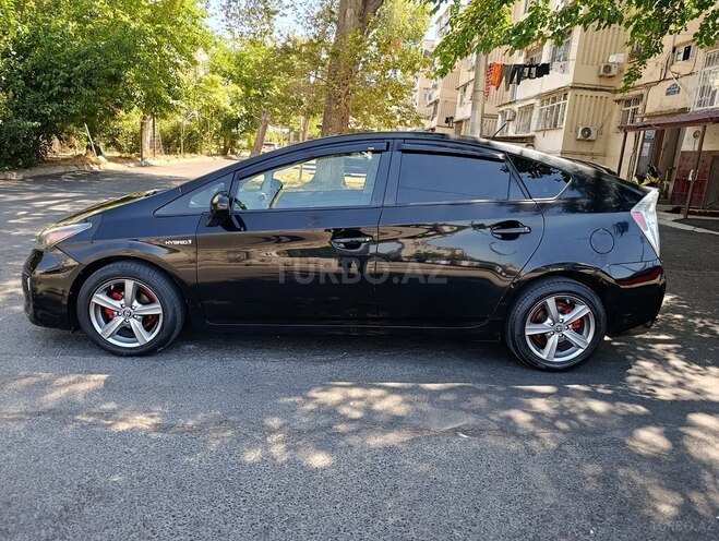 Toyota Prius 2013, 350,837 km - 1.8 л - Bakı