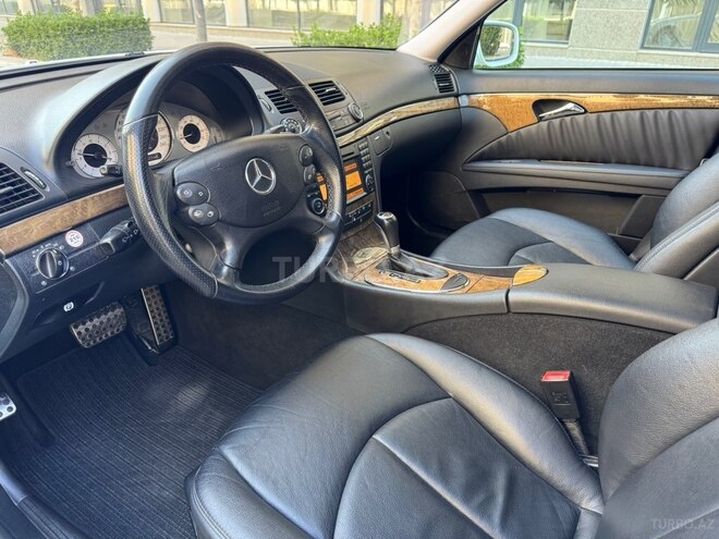 Mercedes E 230 2008, 420,000 km - 2.5 l - Bakı