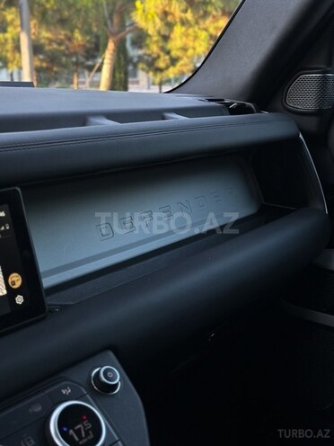 Land Rover Defender 2024, 19,000 km - 2.0 l - Bakı